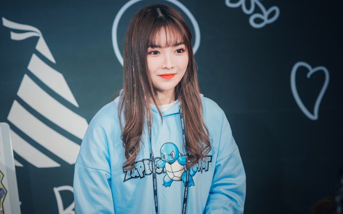 【snh48-许杨玉琢】超可爱超好看的羊羊的生日冷餐会饭拍_哔哩哔哩