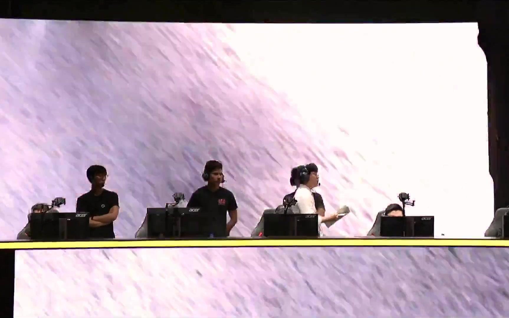 英雄联盟决赛2018