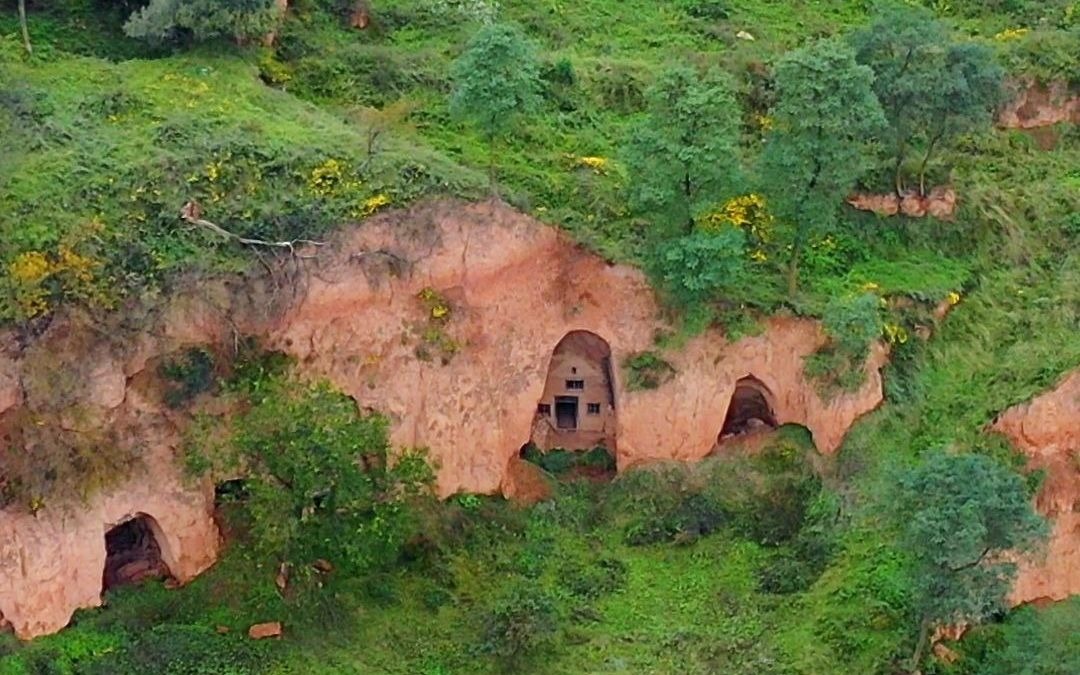 [图]羊肚子手巾三道道蓝 甘肃小山村