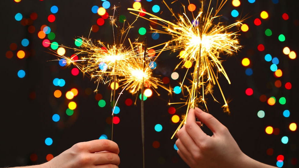 教小朋友画绚烂的小烟花,以后可能没有机会亲手放烟花了_哔哩哔哩 (゜