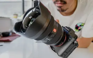 Скачать видео: 索尼（Sony）12-24mm F2.8 GM深度评测，只要买得起，它就是一颗完美的镜头！