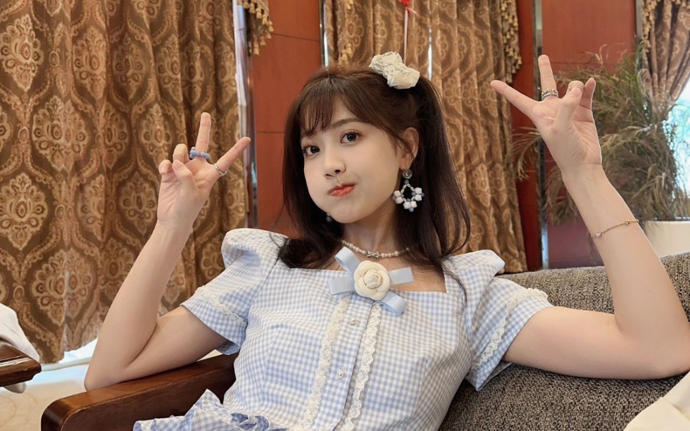 【李艺彤】b站直播回放 有点晚 230530