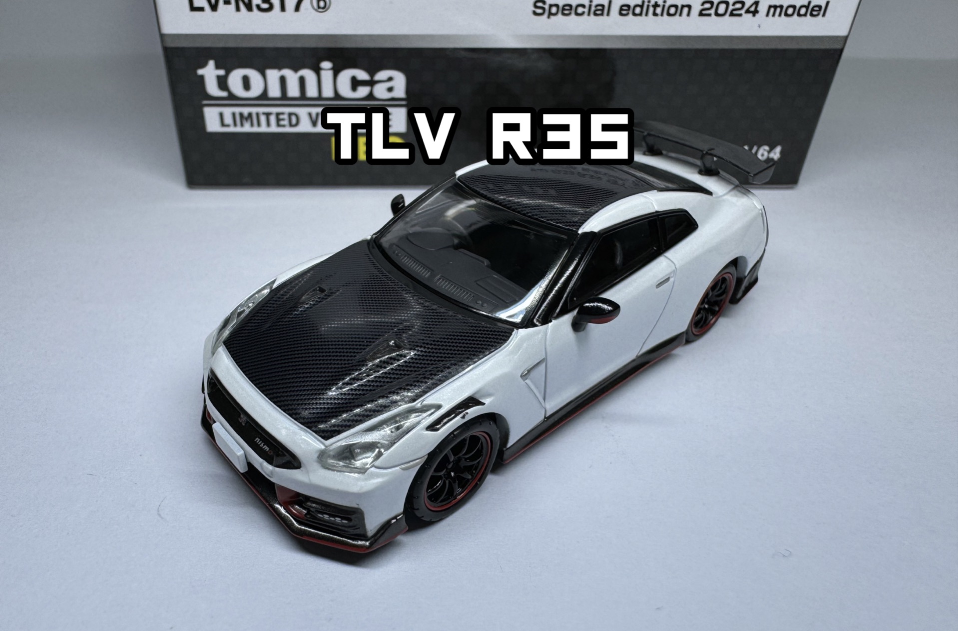 TLV日产NISSAN GTR R35 NISMO 2024 LVN317b金属白合金汽车模型哔哩哔哩bilibili