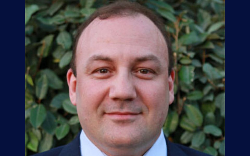 男高音jacklivigni美声入门tiltingthelarynxclosingthecordsand