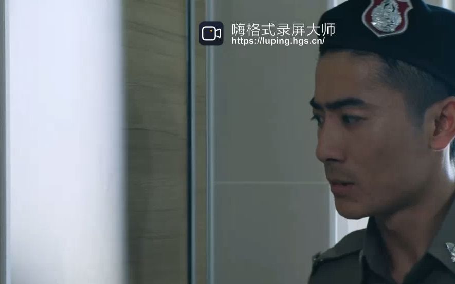 shuai警察被打晕哔哩哔哩bilibili