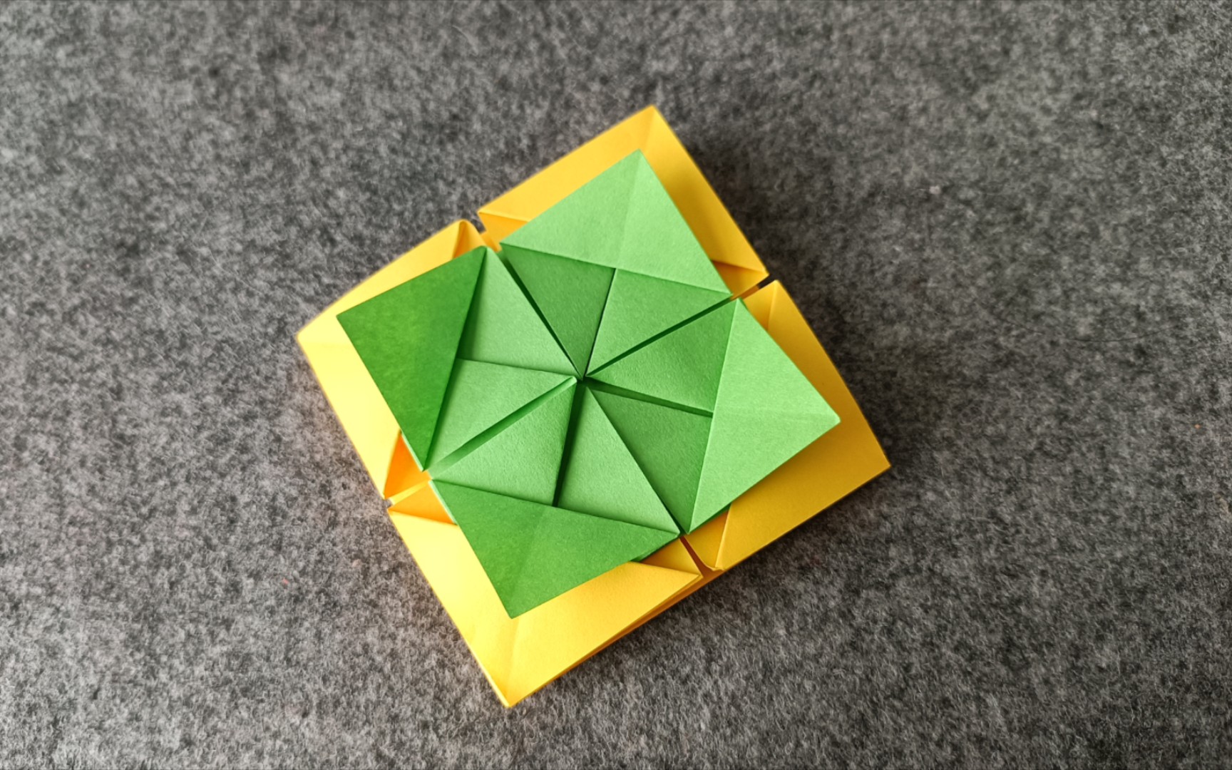 儿童趣味手工,纽扣花折纸教程