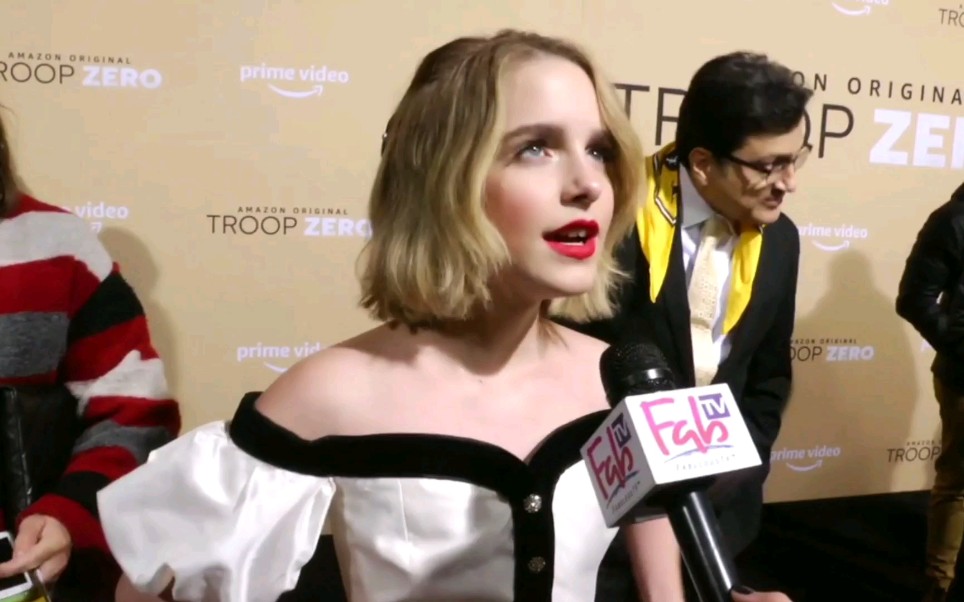 mckennagrace第零军团首映礼采访part1中字