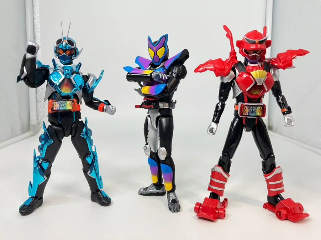 Kamen Rider Action Figure假面骑士加布 玩家实物与S.H.F 歌查德对比 哔哩哔哩bilibili