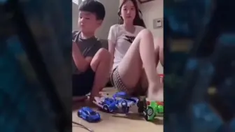 Скачать видео: 小小年纪就会千年杀！！！