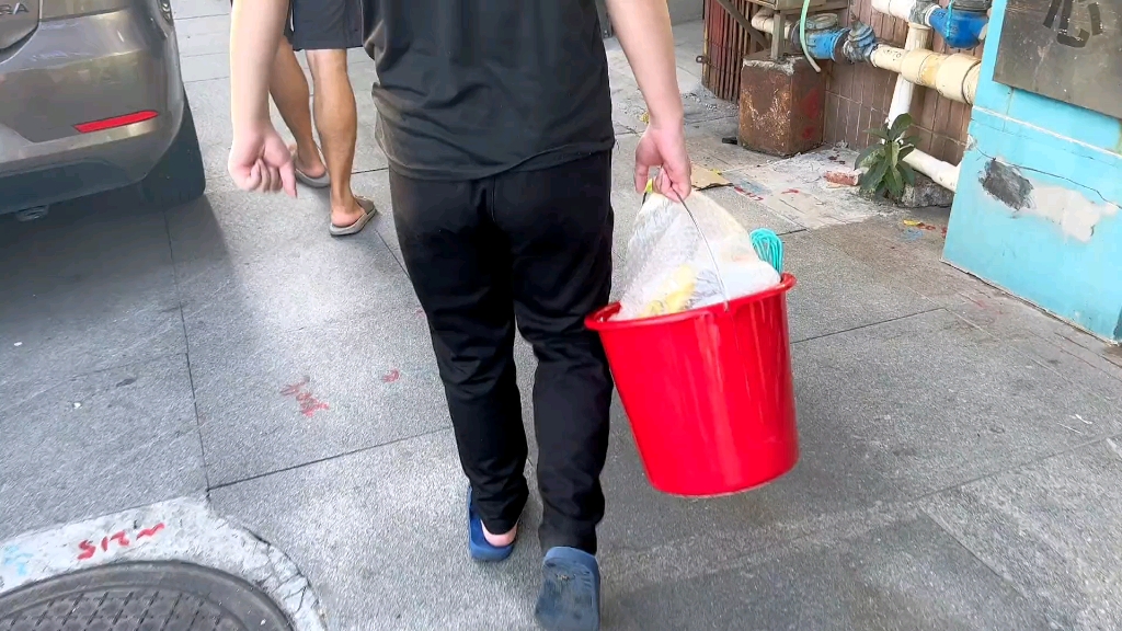 从挑战电子厂到提桶跑路是怎样的过程?