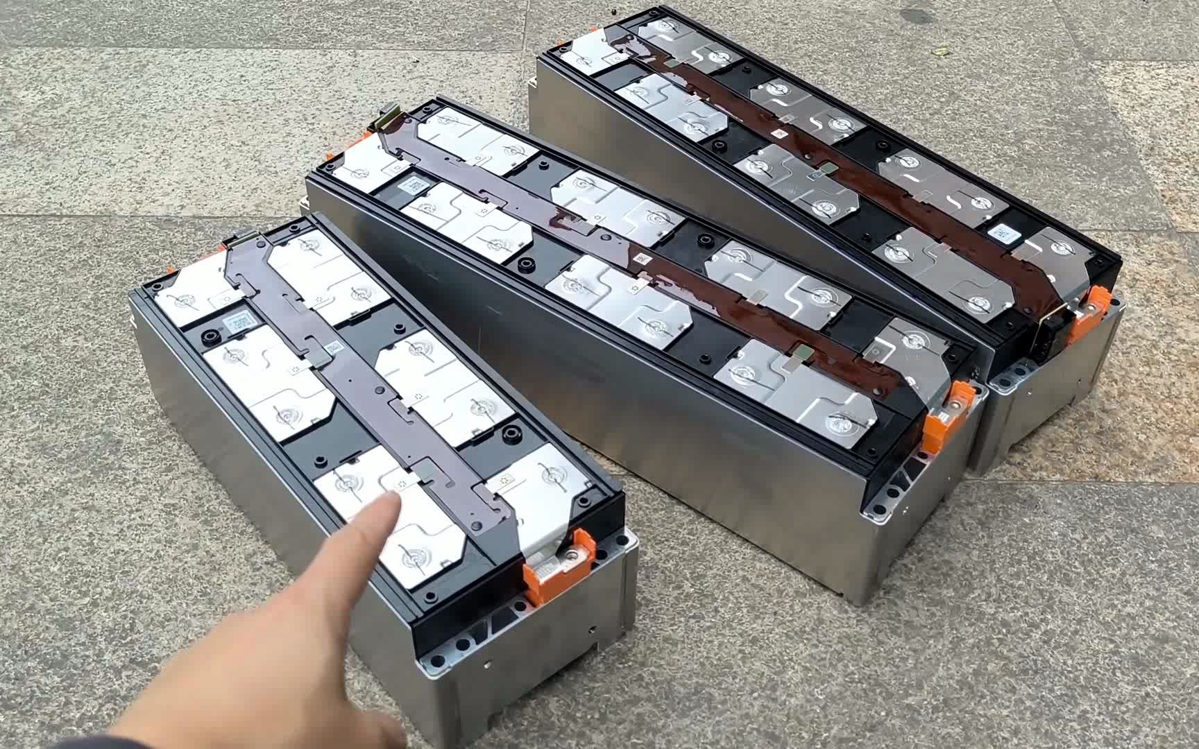 用汽车模组做一组48v130ah磷酸铁锂电池,可以存6.6度电