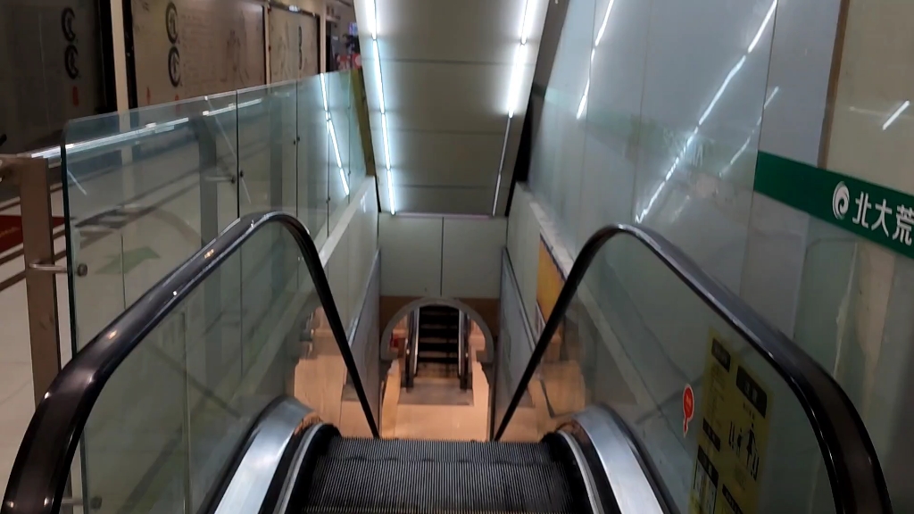 福州倪世建材城扶梯实录