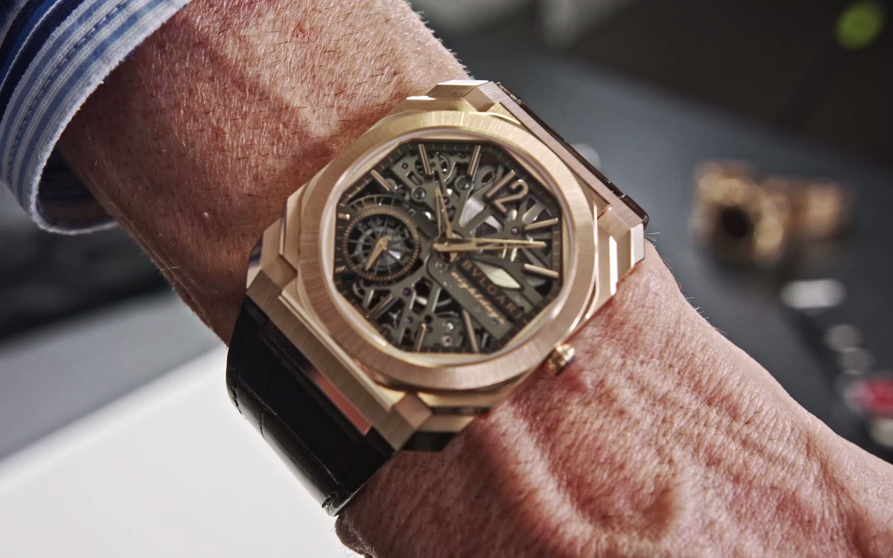 bvlgari宝格丽octo finissimo自动机械   镂空8日链.