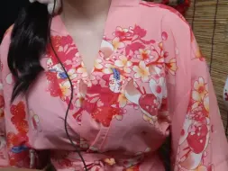 下载视频: 🌸躺下掏耳朵 掏耳店 专业耳朵清洁mimikaki asmr【静搬运】