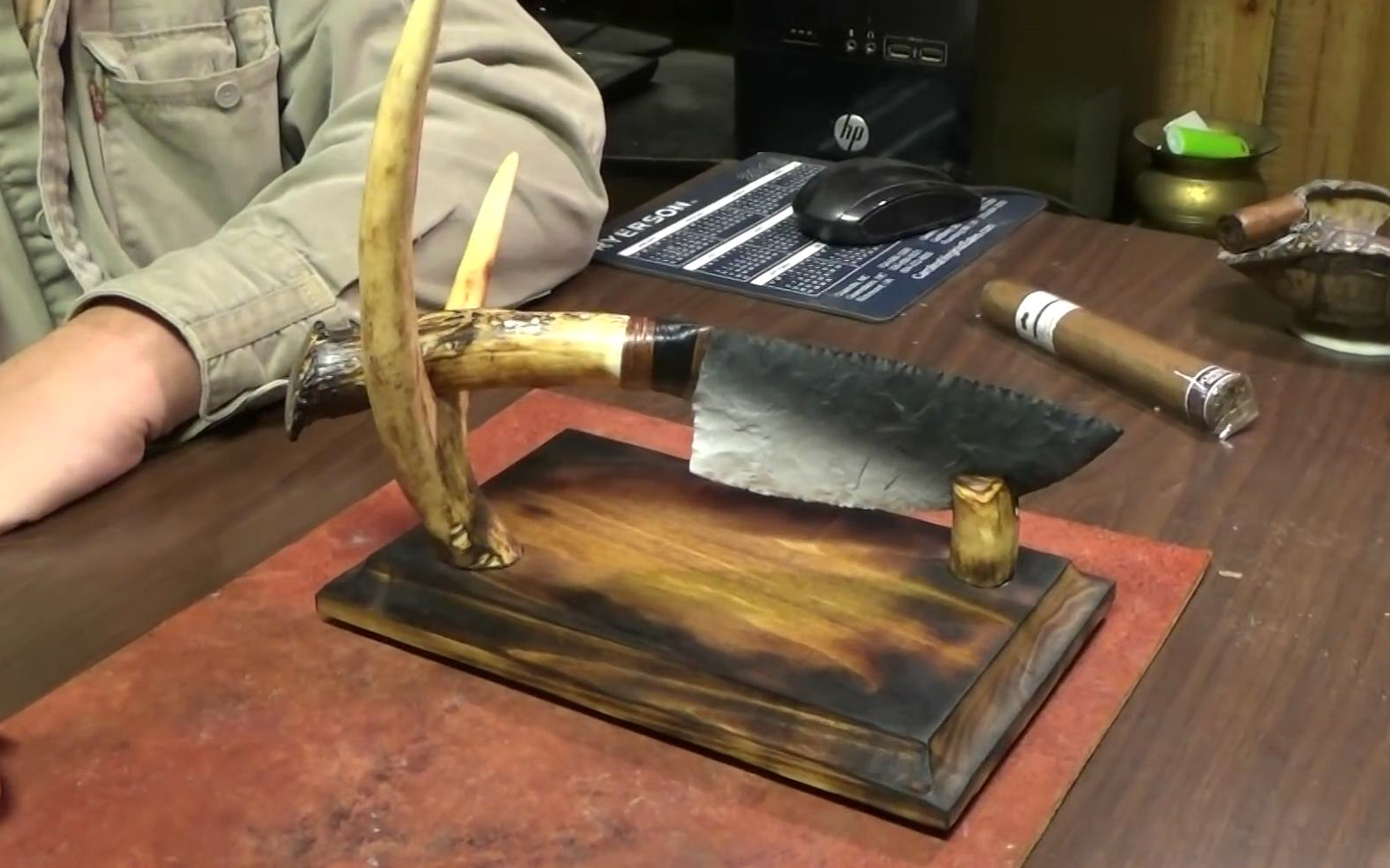 antler stand construction demo 石刀制作