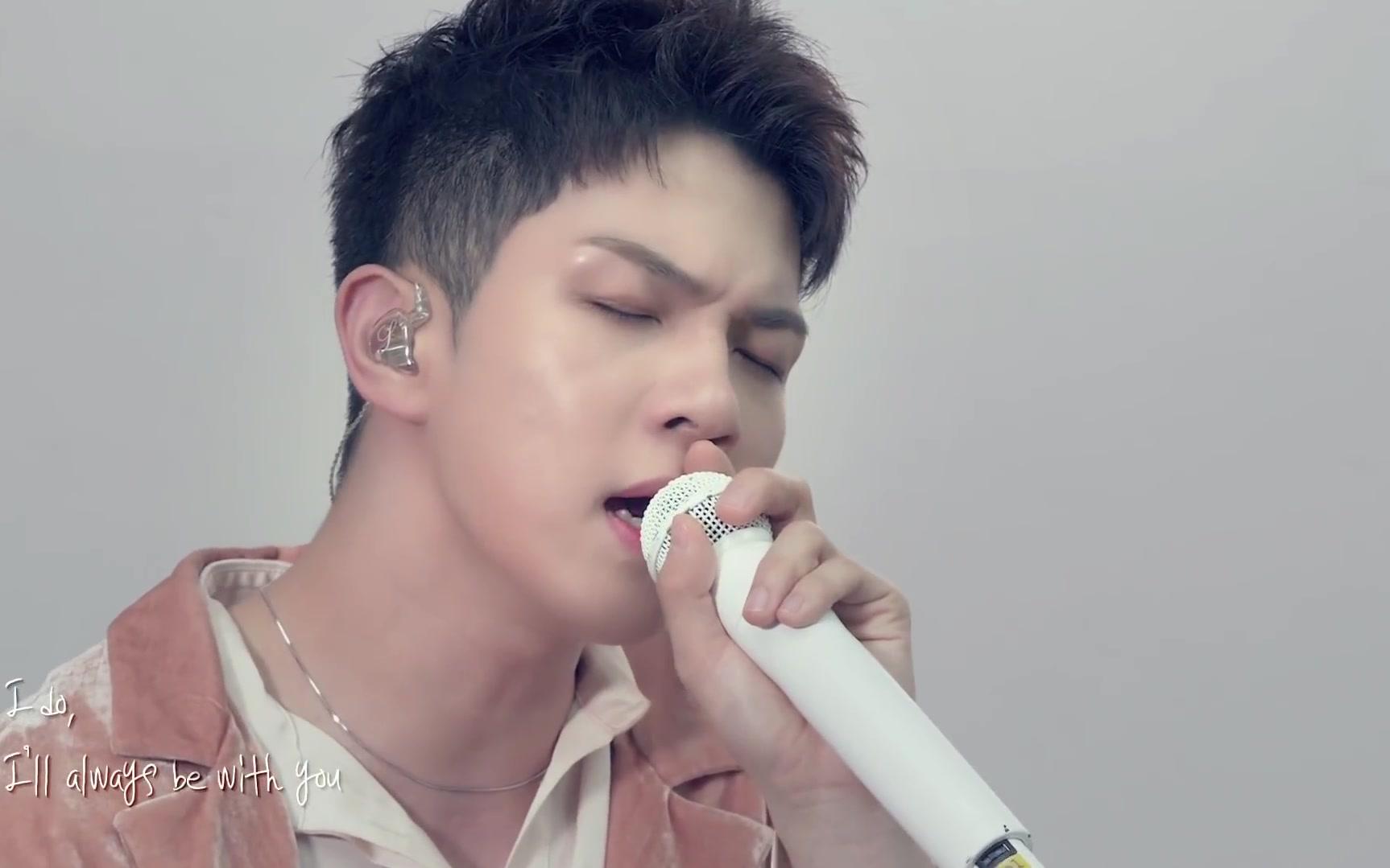 nflyingcn视频选拔live尹钟信罗允权ben想一次听到的话尹钟信likeit