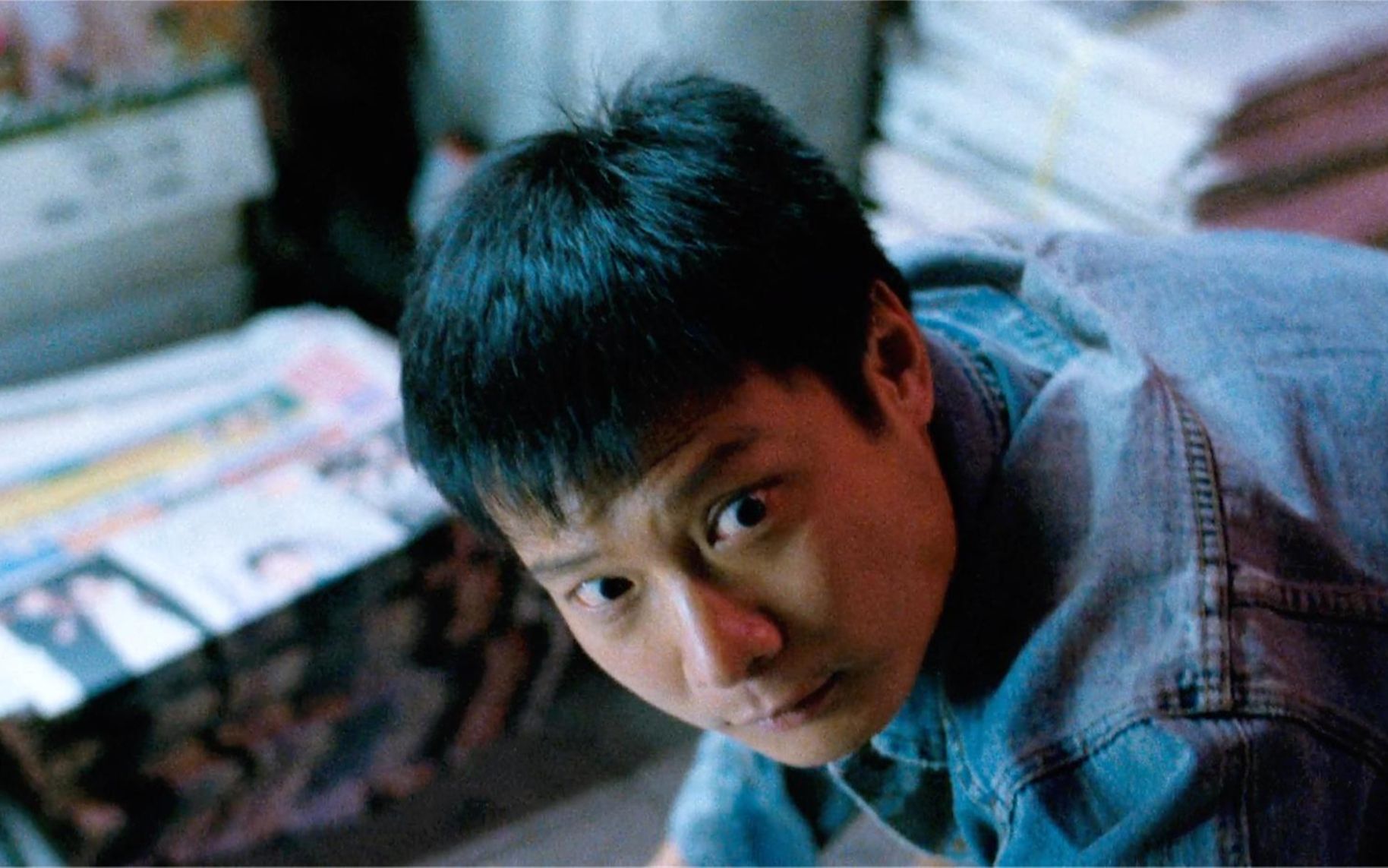 大头为b哥蹲了八年苦窑,出来居然卖报纸,世态炎凉啊!