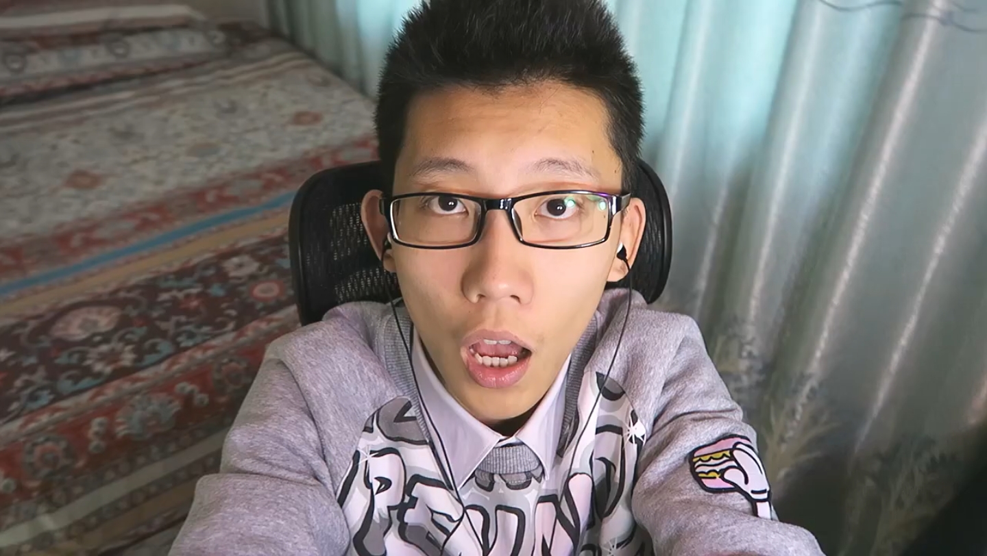 鲤鱼ace在油管上上传了不要笑挑战