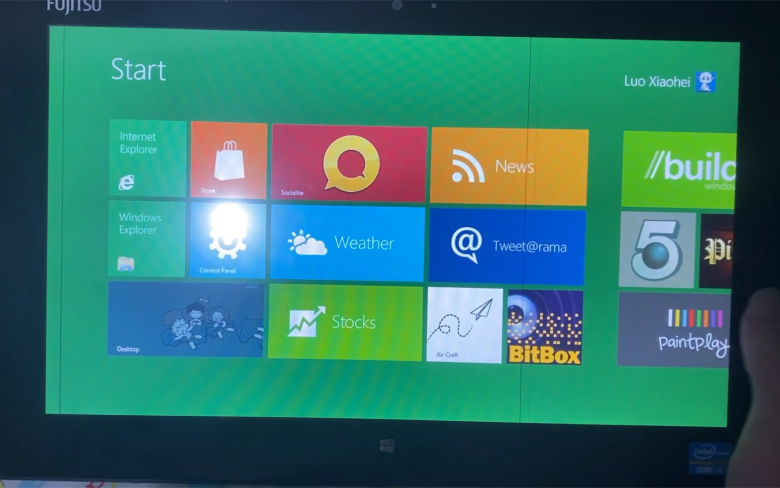 系统windowsdeveloperpreview和富士通q702更配哦