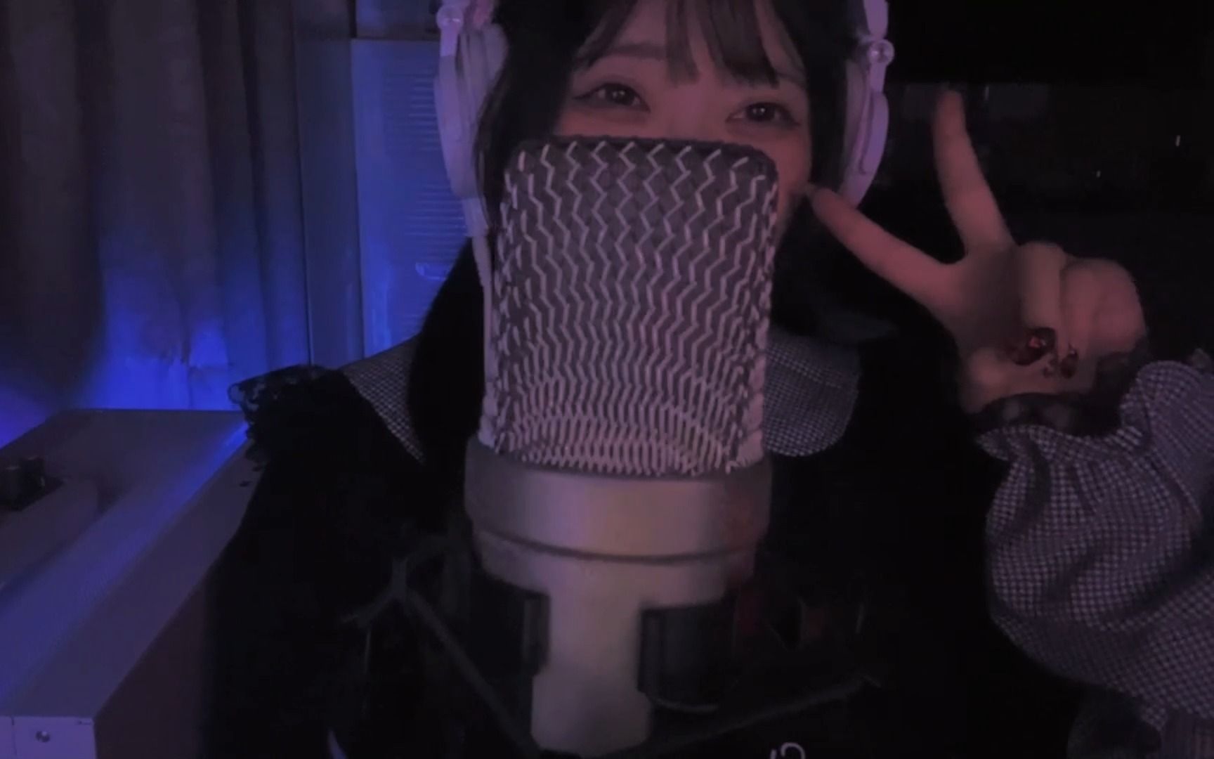 鸽子up主久违更新 诚意露脸翻唱视频《idontwannabeyouanymore》