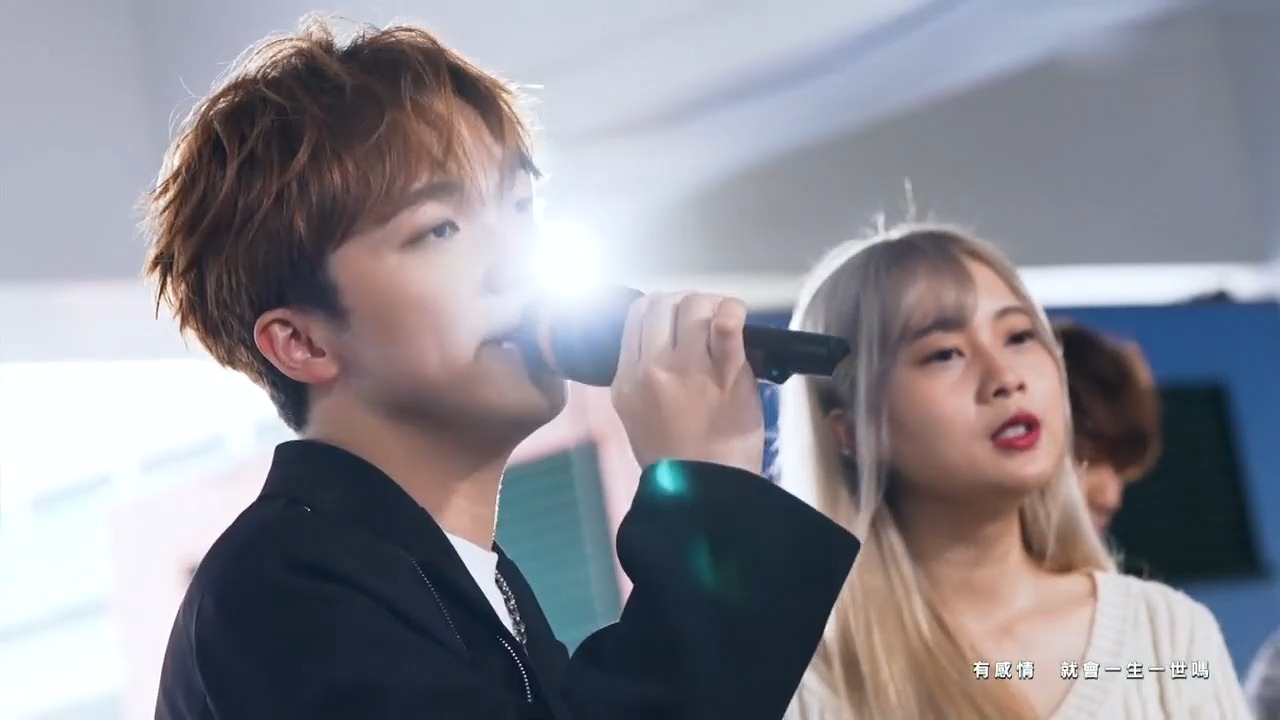 jm 43-4 happy|何晋乐 彭家贤