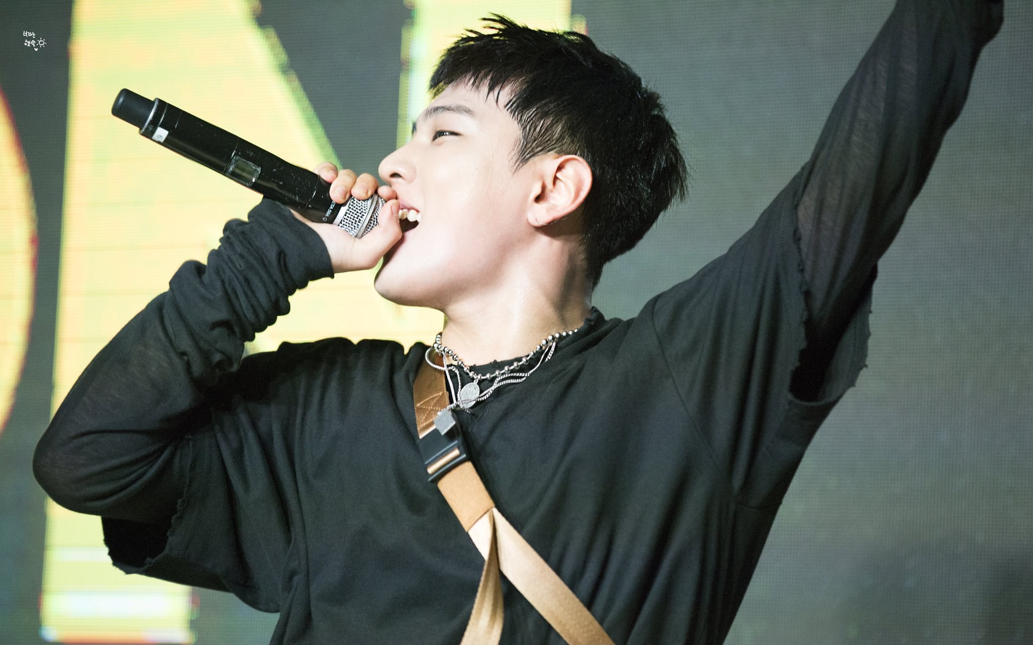 ikon 金东赫 东东啊不要哭,辛苦了你真的很棒很优秀,加油哦感谢你