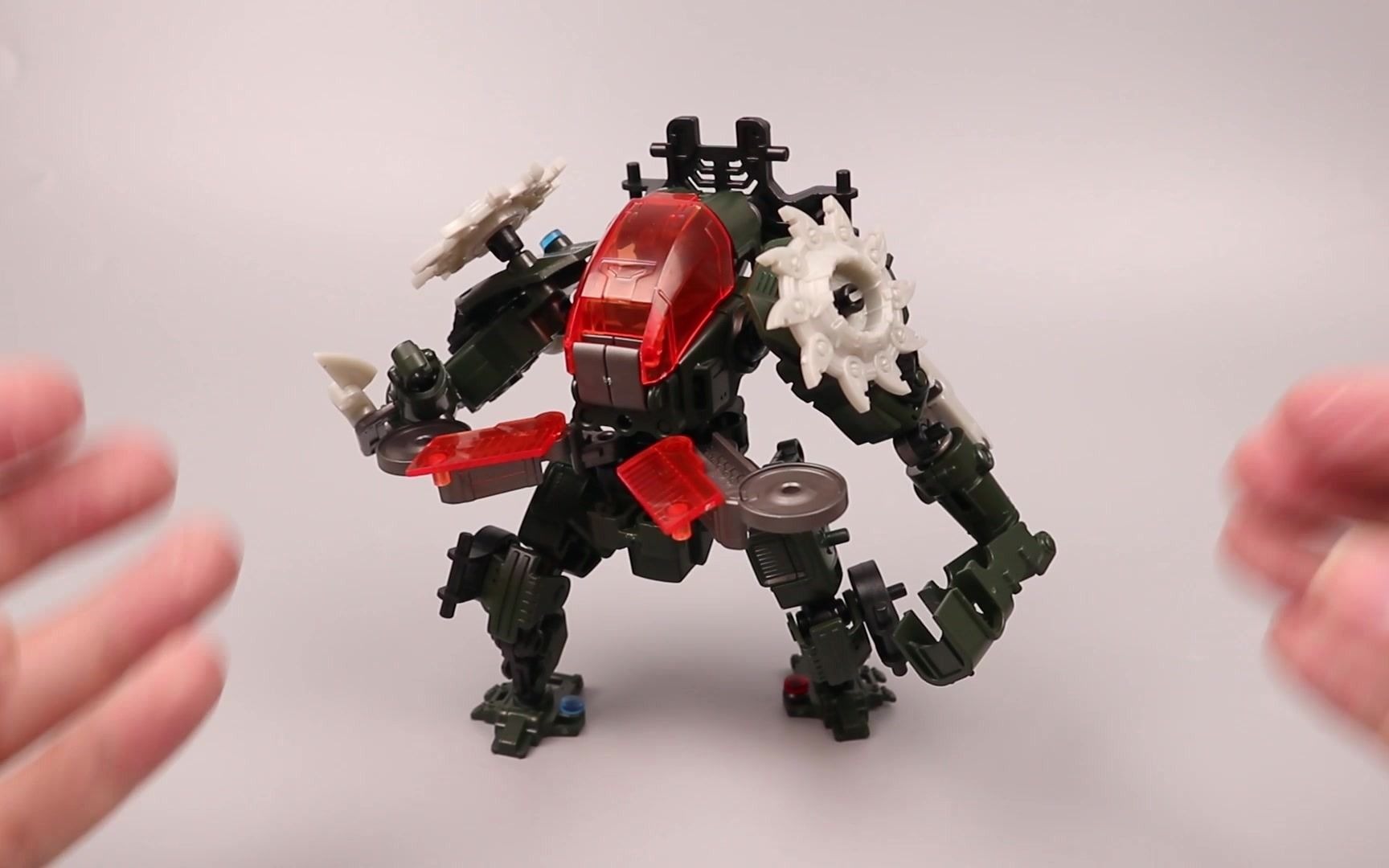 不到百元的国产拼装机甲,百变的虫豸二号机上手试玩