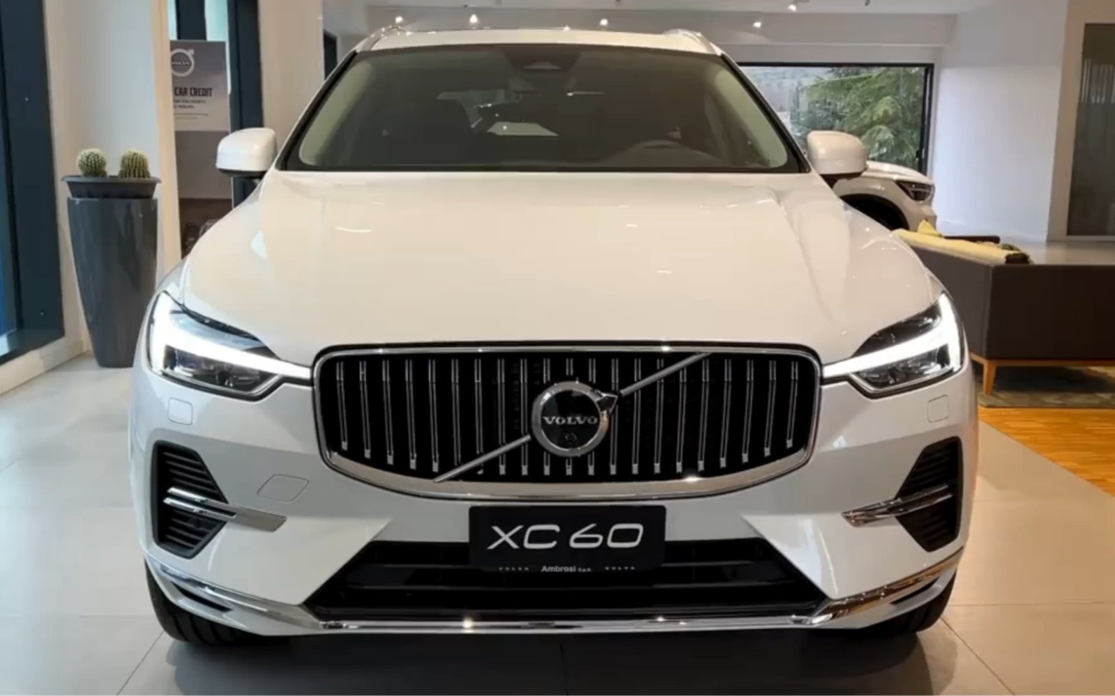 沃尔沃xc60价格大跳水,新车这么大的优惠力度,你还要啥宝马x3