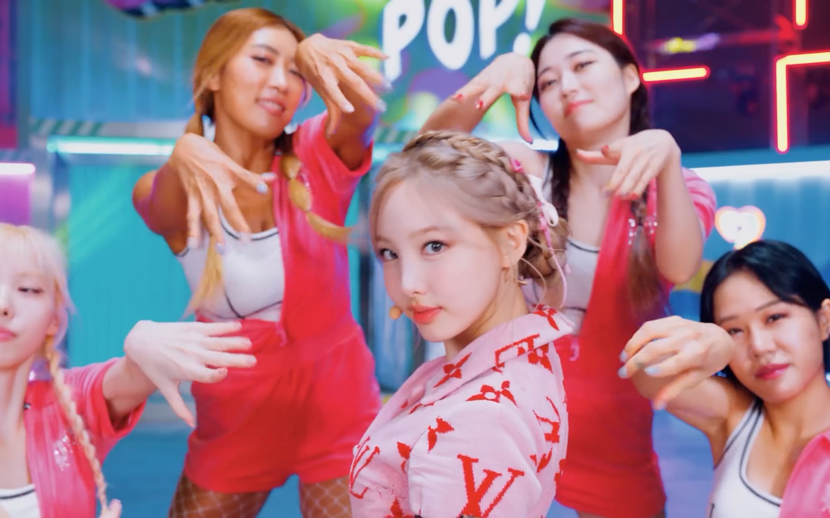 林娜琏 pop!mtv表演舞台