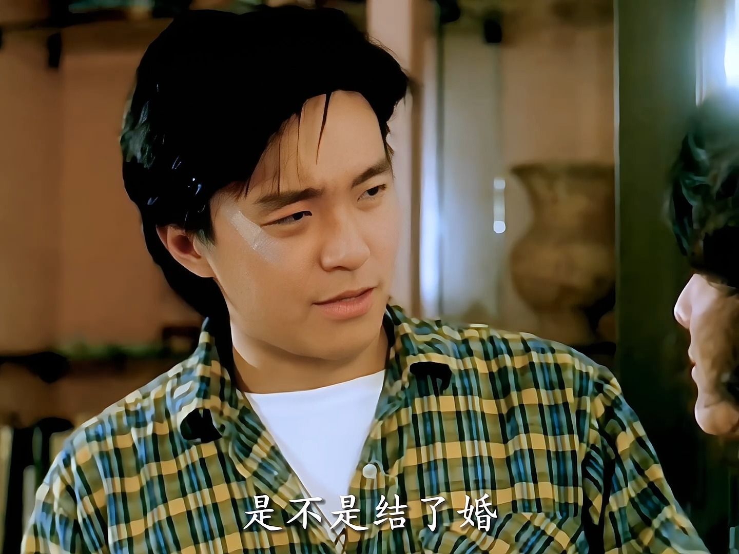 "是不是结了婚 有了家以后 会比较温暖一点?"#周星驰 #爱情