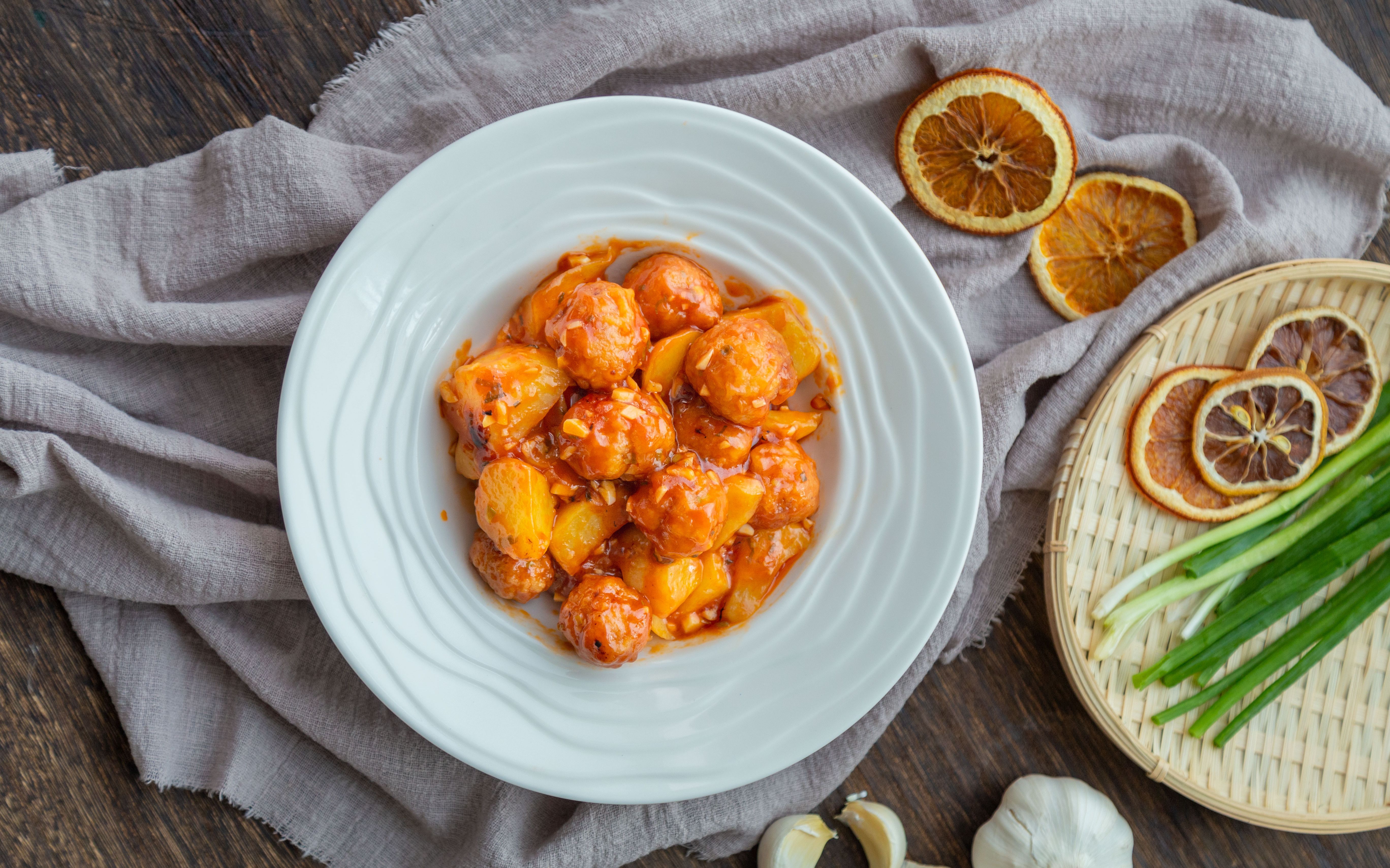 没有荔枝的荔枝肉一口气可以吃下一大盘