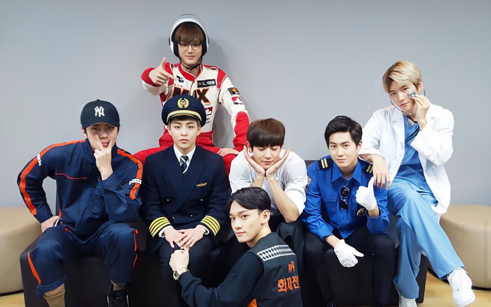 exo unfair(偏心)制服角色扮演 圣诞节版本真的是我的入坑神曲张艺兴