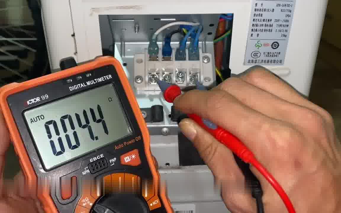 松下空调代码f93.有784次》,这个情况很困难啊!都是挺难解决的.