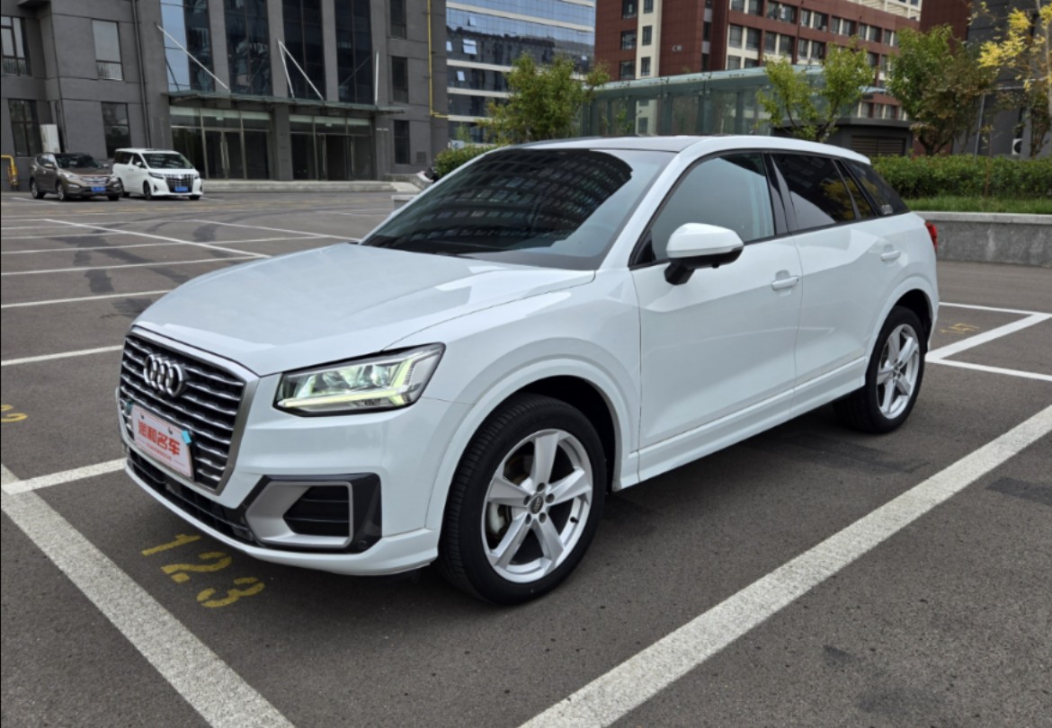 19年5月奥迪q2l时尚致雅上集静态介绍