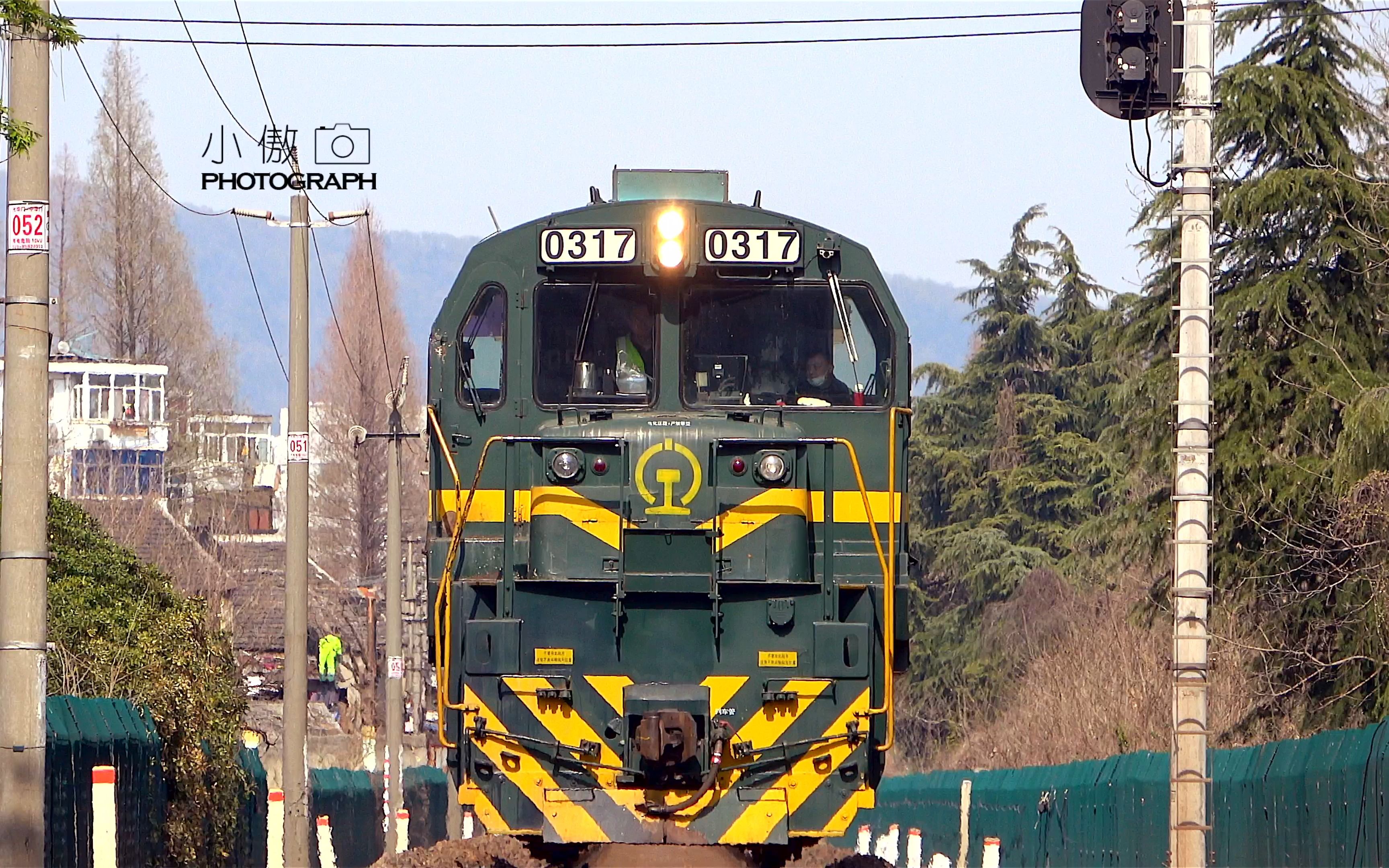 宁芜线上的货运前辈nd5和后辈hxn5,正面驶来都霸气十足