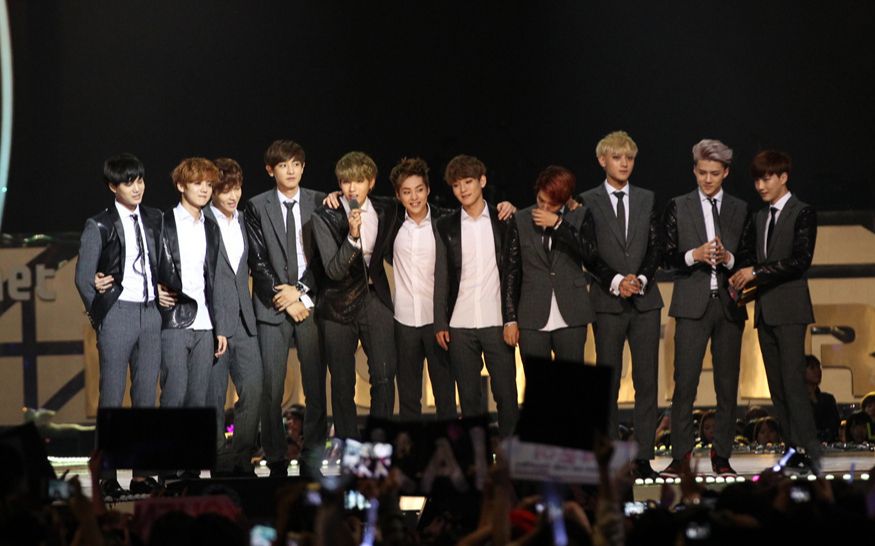 【exo】经典现场-2013年mama咆哮&狼与美女