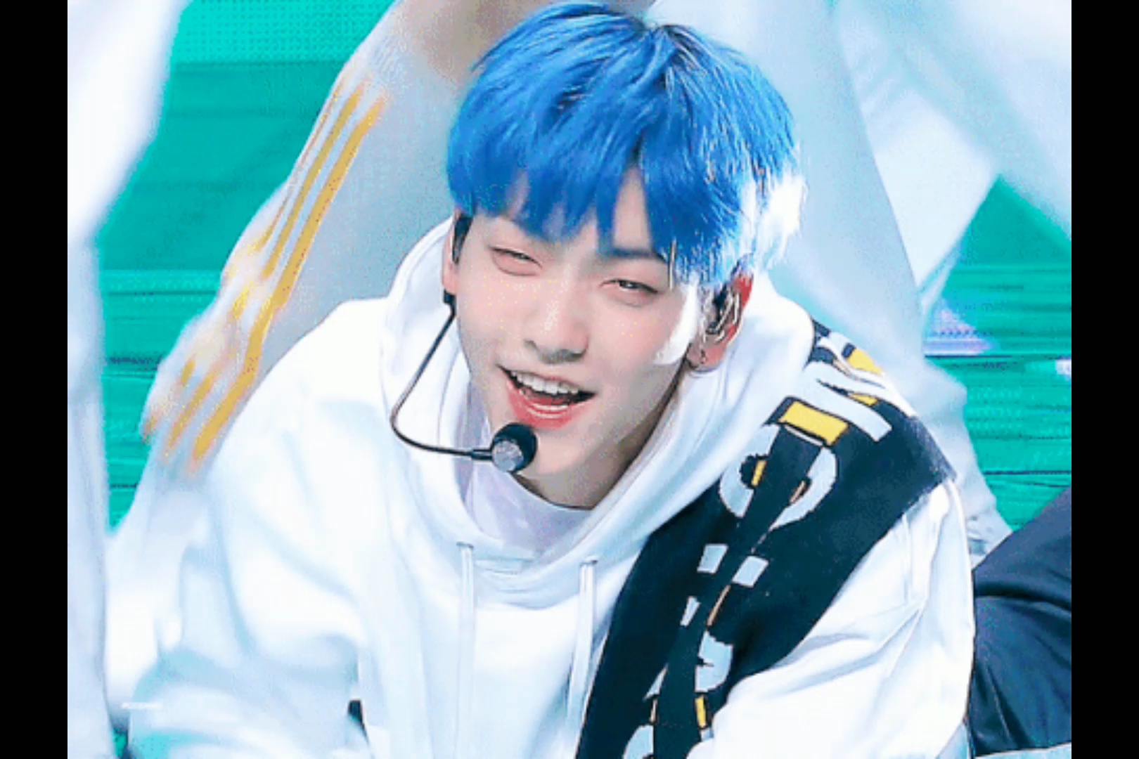 【txt 崔秀彬】来康康南韩多次票选完颜团队长的绝美动图吧~ 你心动了