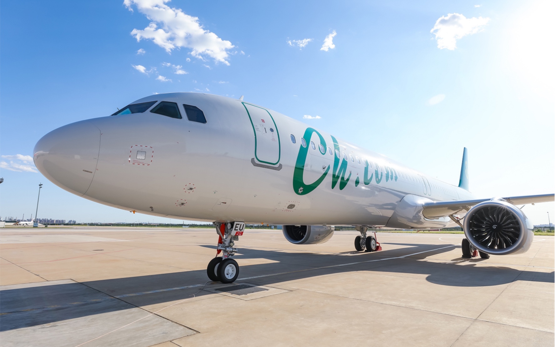 春秋航空a320neo 浦东机场17l跑道起飞_哔哩哔哩_bilibili