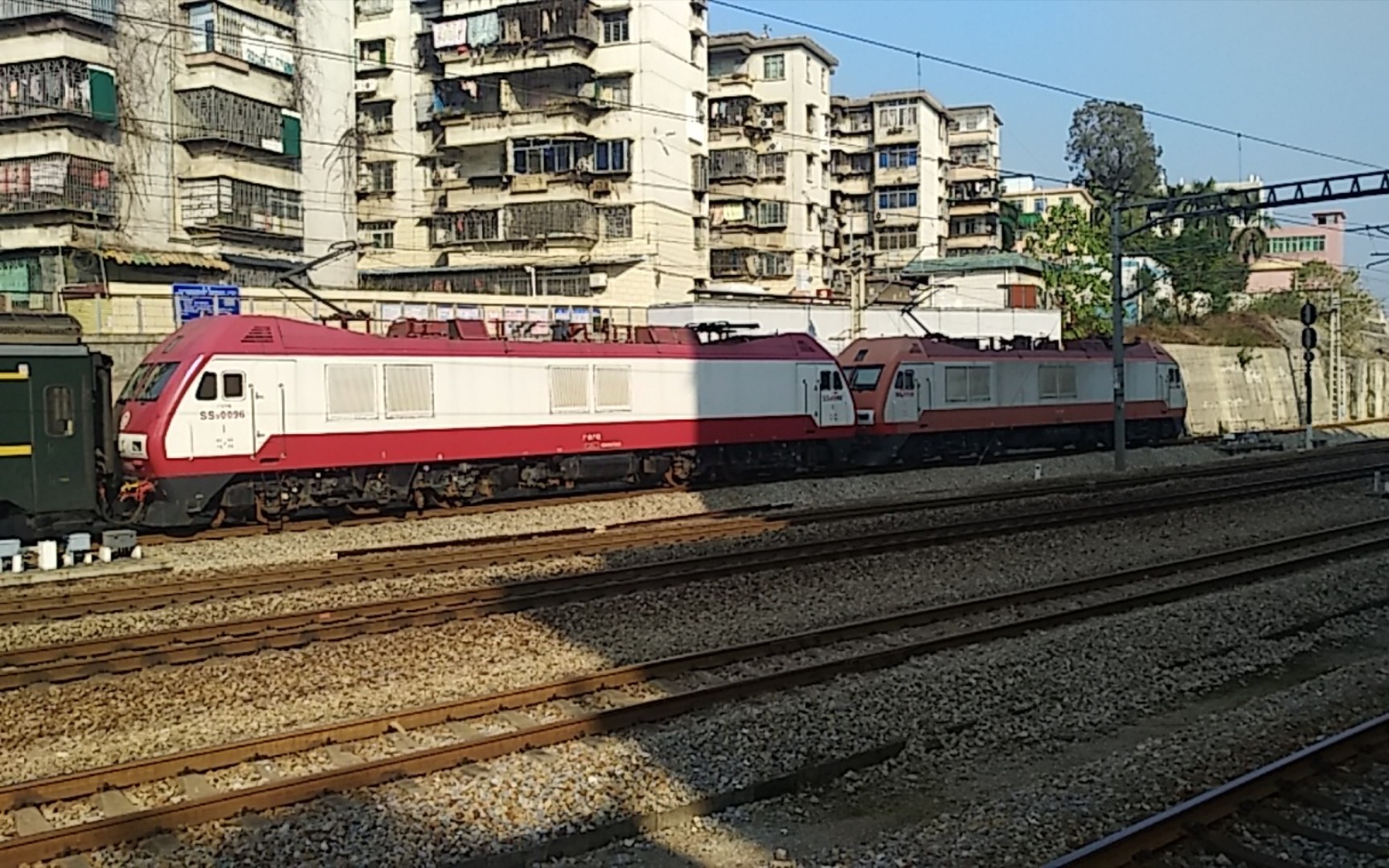 [双线飙车]广铁广段ss90198 广铁广段ss90096被广铁株段hxd1c6099秒追