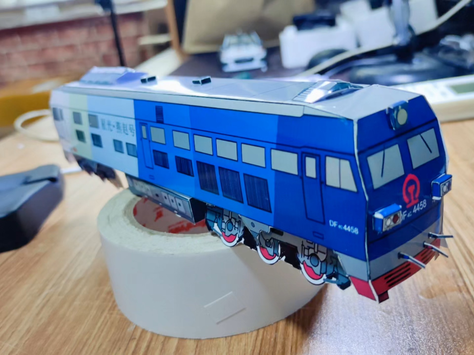 df4c东风4c星光燕赵号旅游观光列车纸模型