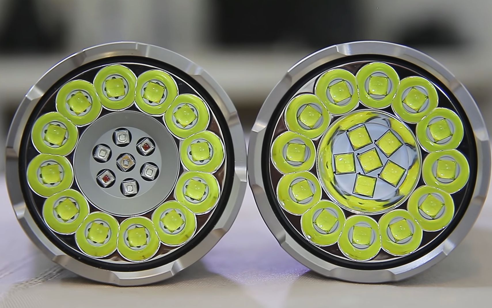 【油管搬运】32500流明 acebeam x80gt手电_哔哩哔哩_bilibili