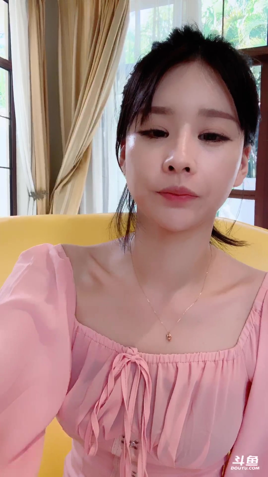 无敌小可爱桃桃2020010615时1分三亚偶遇