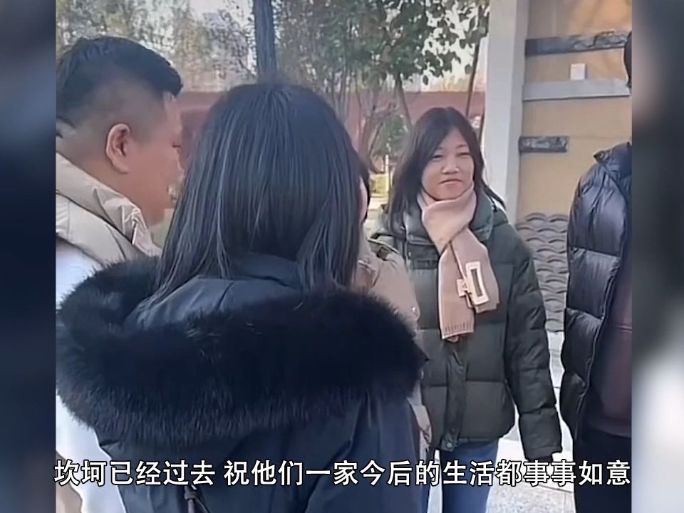 [图]解清帅陪妈妈理发，换上新买的衣服开启富二代生活