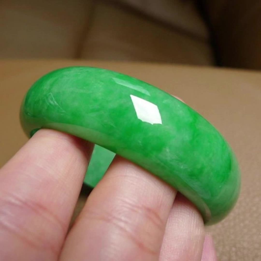 【46元券】珠宝玉石阳绿缅甸处理翡翠手镯飘花苹果绿翡翠玉镯子宽版