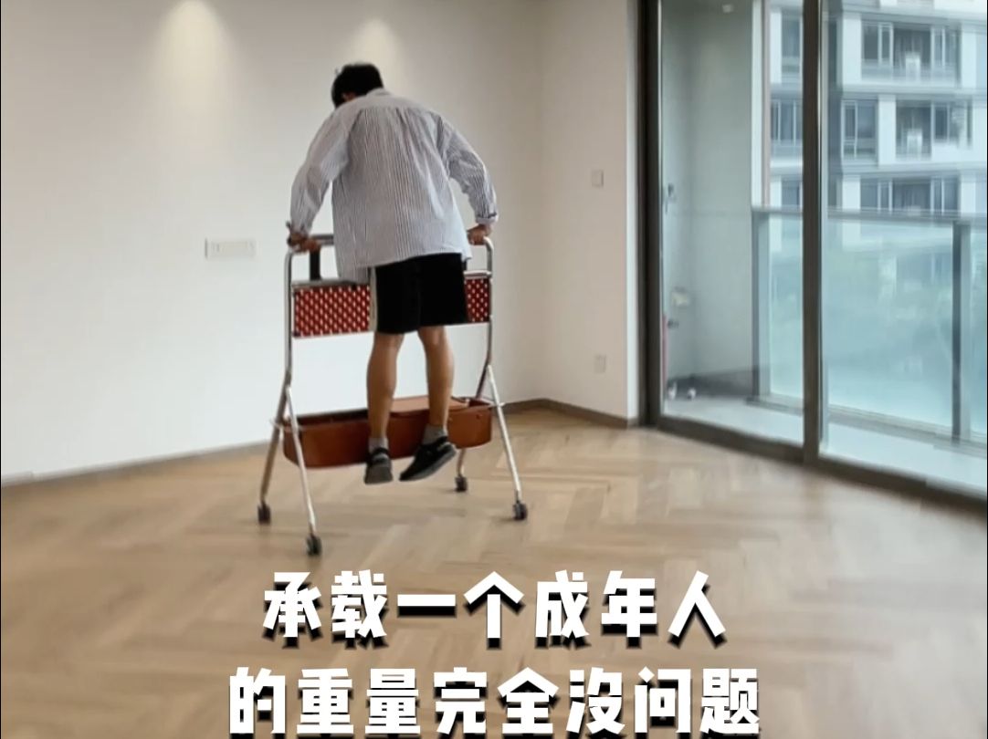 为了客厅这一面满墙书柜,我用移动电视支架代替了传统电视背景墙✌哔哩哔哩bilibili