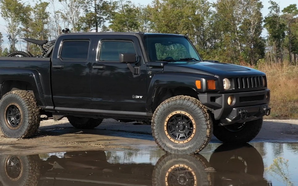 悍马h3t皮卡改装性能与内饰在悍马ev横行的年代十年前的它们仍在发光