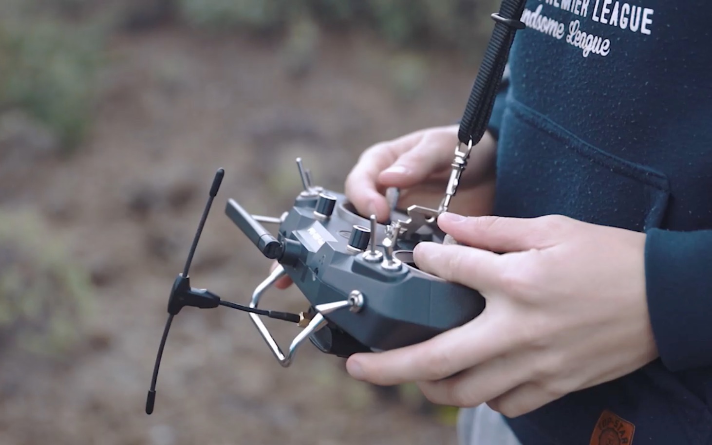 wangrongfpv【如何用fpv穿越机进行电影拍摄】