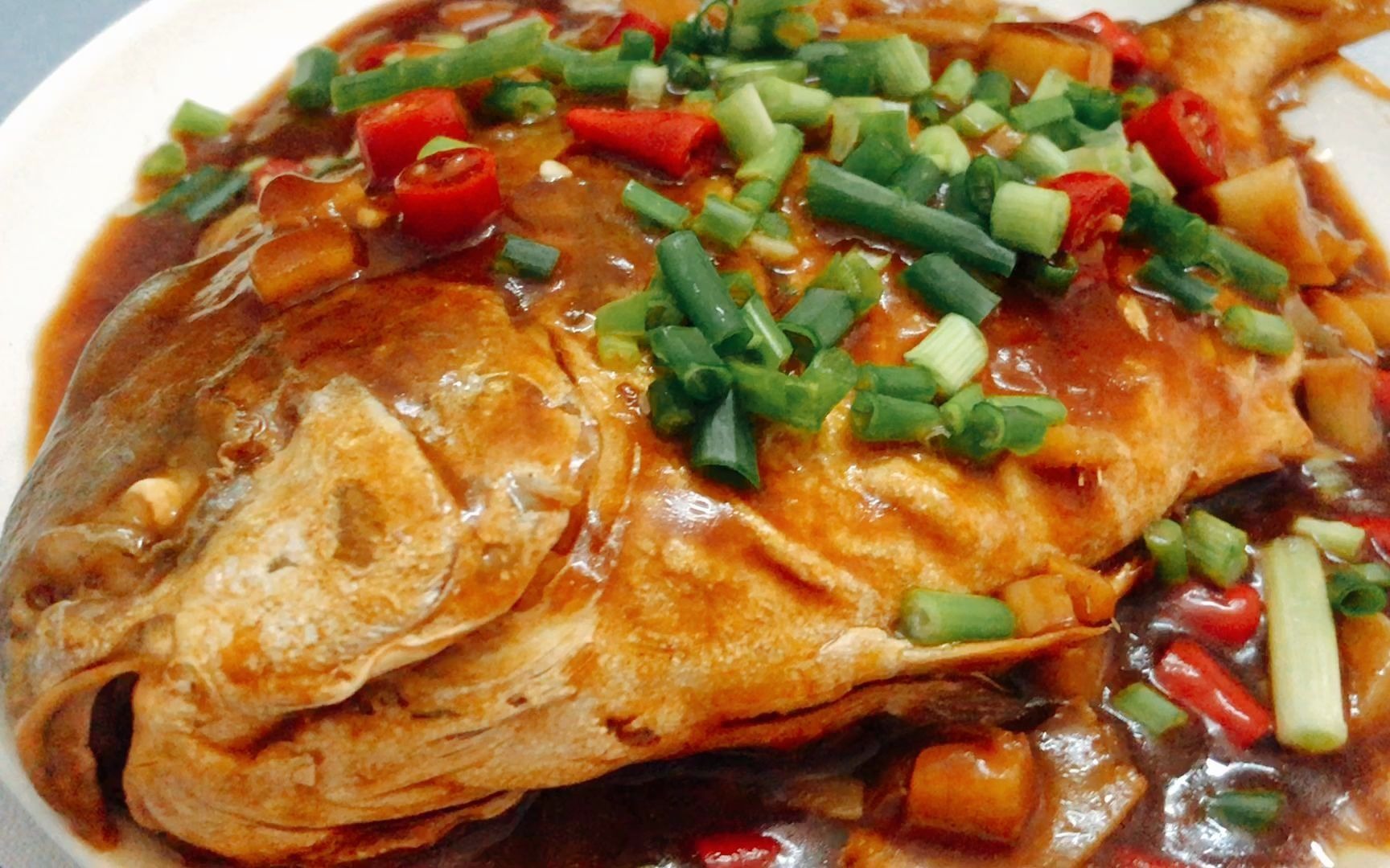 红烧金昌鱼,色香味俱全