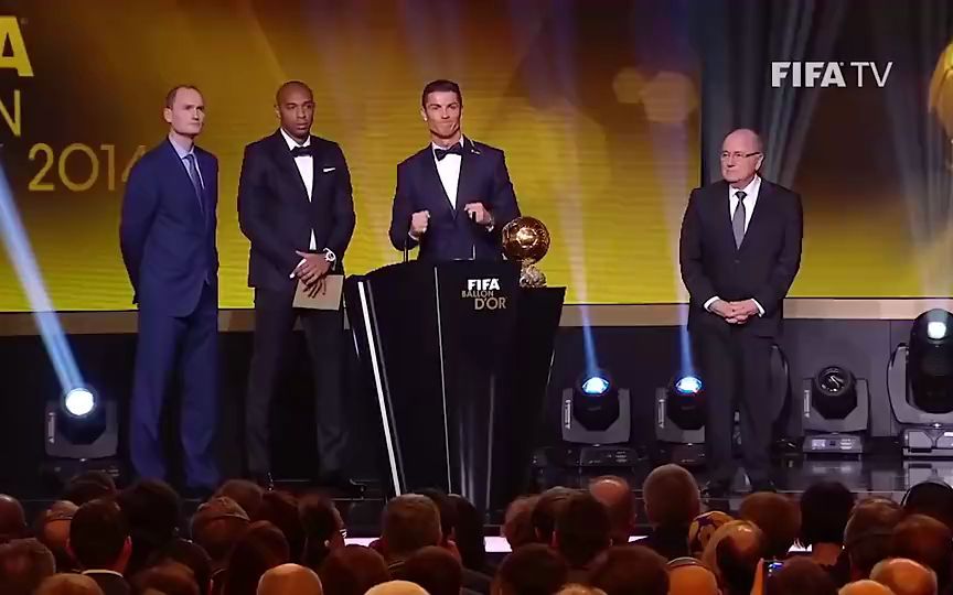 c罗"siu"的最早出处:2014.1.14金球奖颁奖典礼