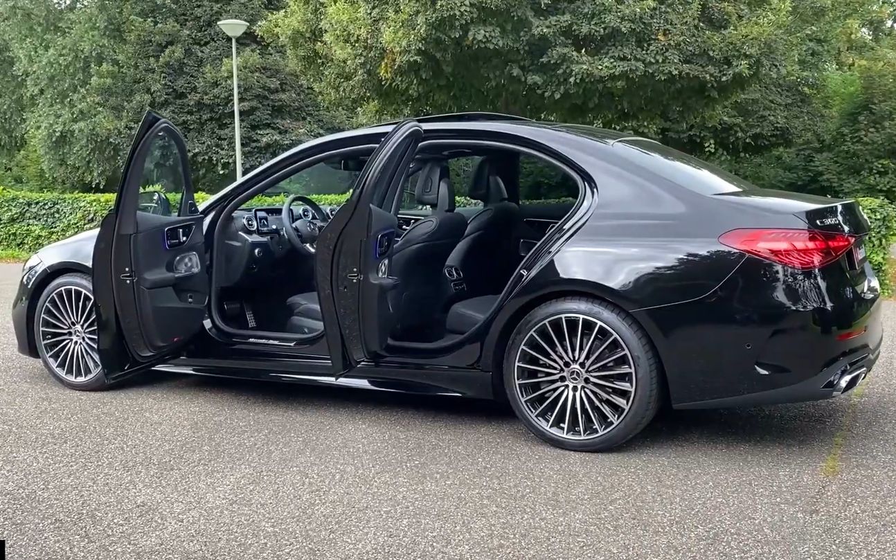 奔驰w206c级c300amg套件2022新c级第一人称驾驶